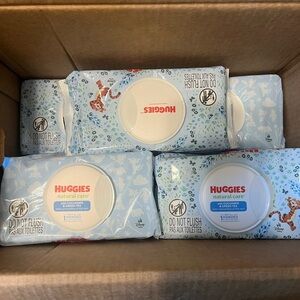 Huggies Natural Care Baby Wipes - Blue Design
